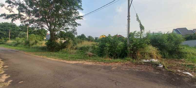 kavling premium lingkungan grand wisata