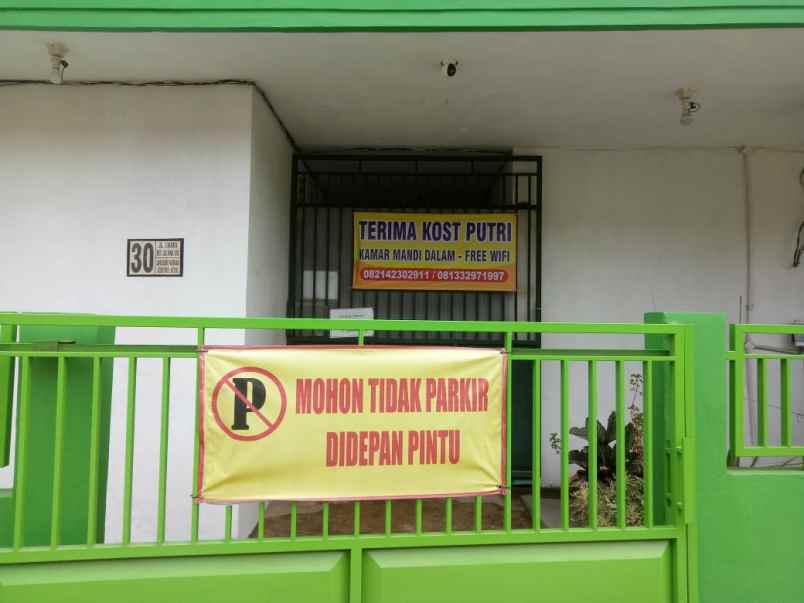 kost putri eksklusif nyaman di pusat kota pandaan