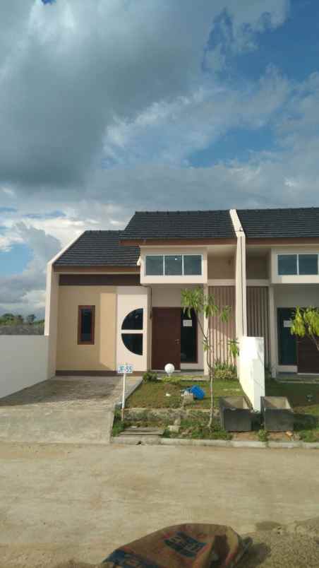 ready stock rumah dikawasan perumahan