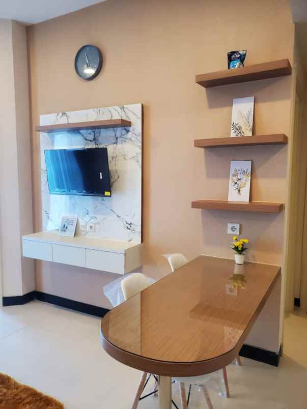 rent apartemen amor pakuwon city 2br full furnished