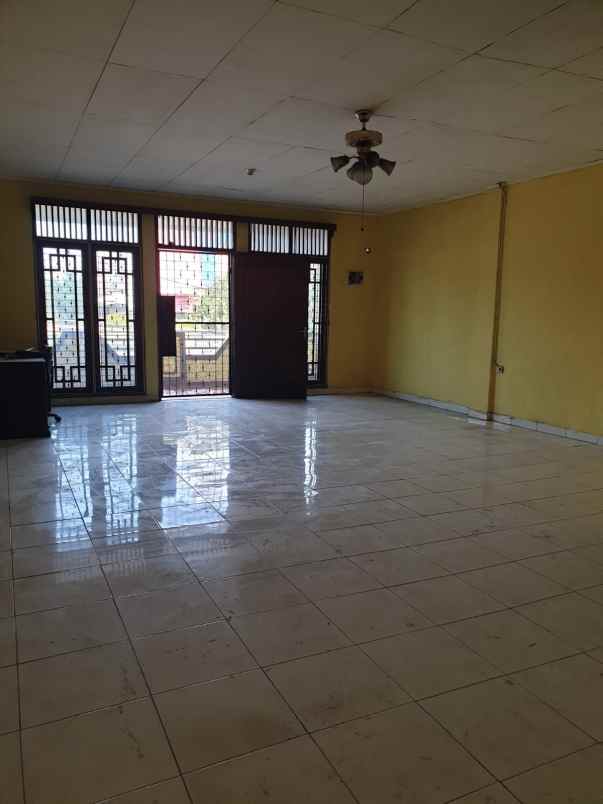 ruko bagus ramai dijual sewa di buaran jakarta timur