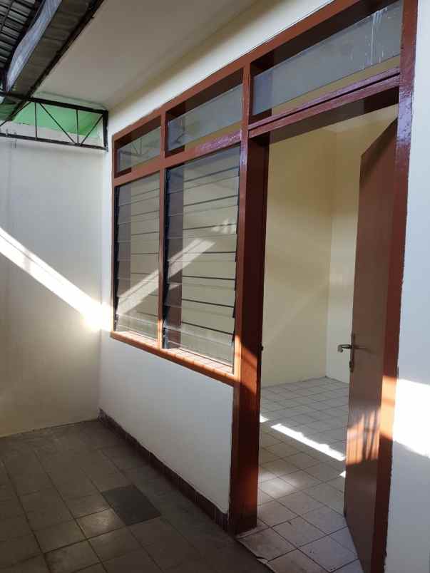 ruko bagus ramai dijual sewa di buaran jakarta timur