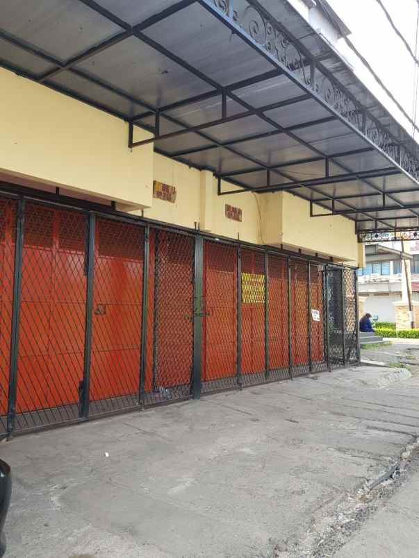 ruko bagus ramai dijual sewa di buaran jakarta timur