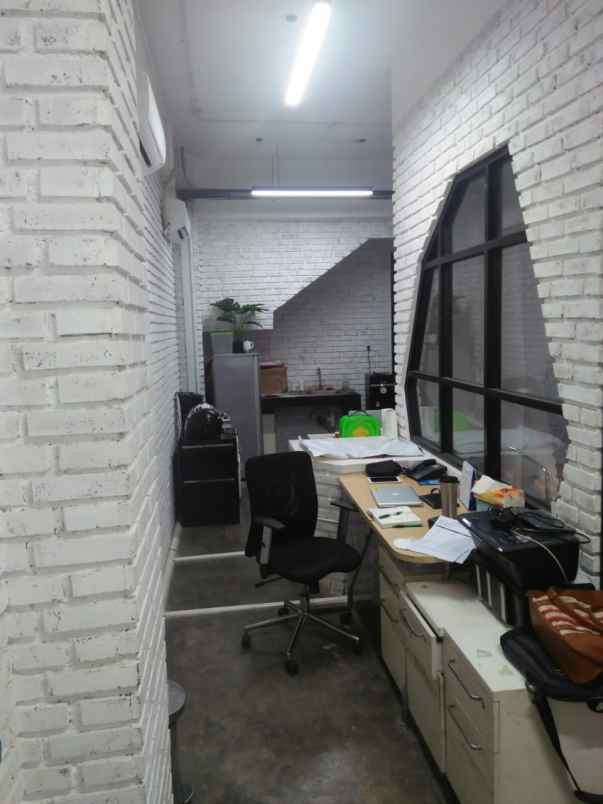 ruko dijual dibawah harga di kebayoran lama