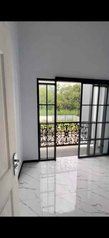 rumah 2 lantai 600 jutaan lokasi di cemorokandang
