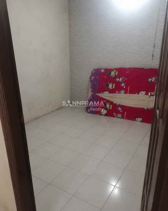 rumah 2 lantai dalam perumahan gaperi di bojong gede