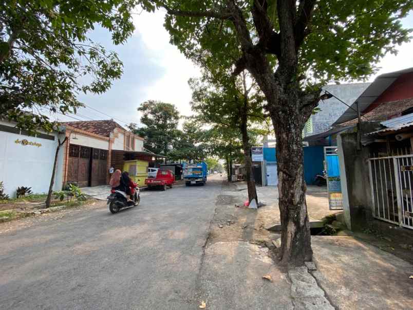 rumah 2 lantai di pakis malang