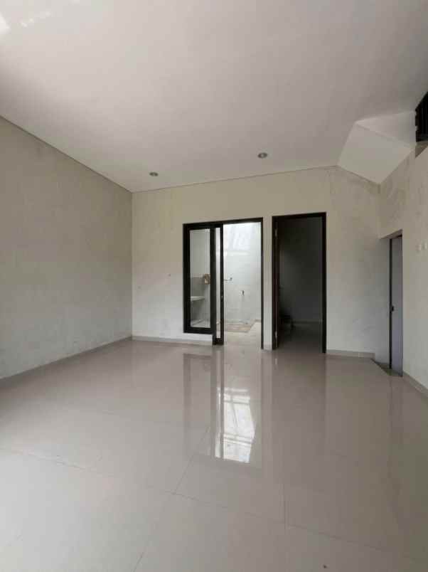 rumah 2 lantai singosari promo hanya 495jt all in