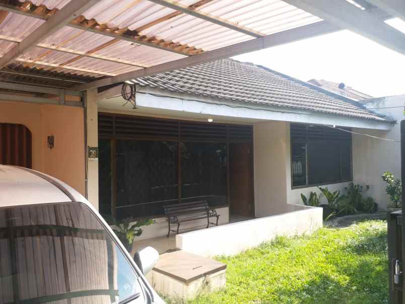 rumah asri 1 lantai batu indah batununggal bandung