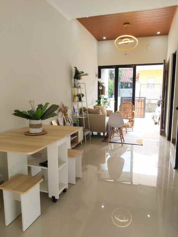 rumah baru 2 lt lokasi strategis jatiasih bekasi