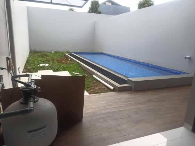 rumah baru siap huni bernuansa villa ada private pool