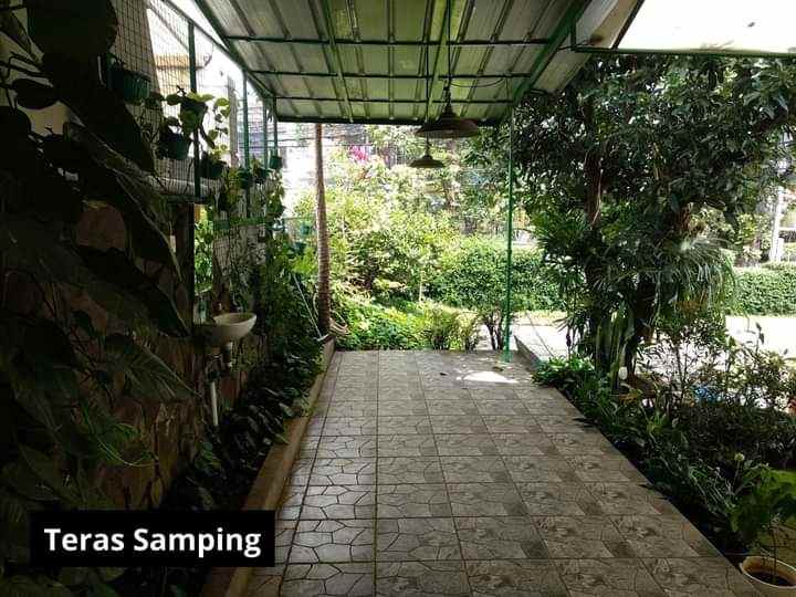 rumah bisa di jadikan tempat usaha area dago bandung