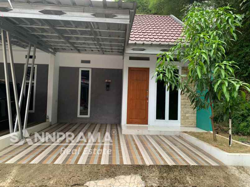 rumah cantik dalam cluster tajur halang bogor tara