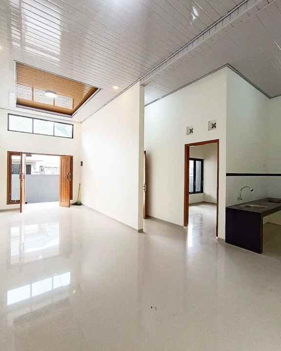 rumah cantik modern dalam cluster di dekat kampus uii