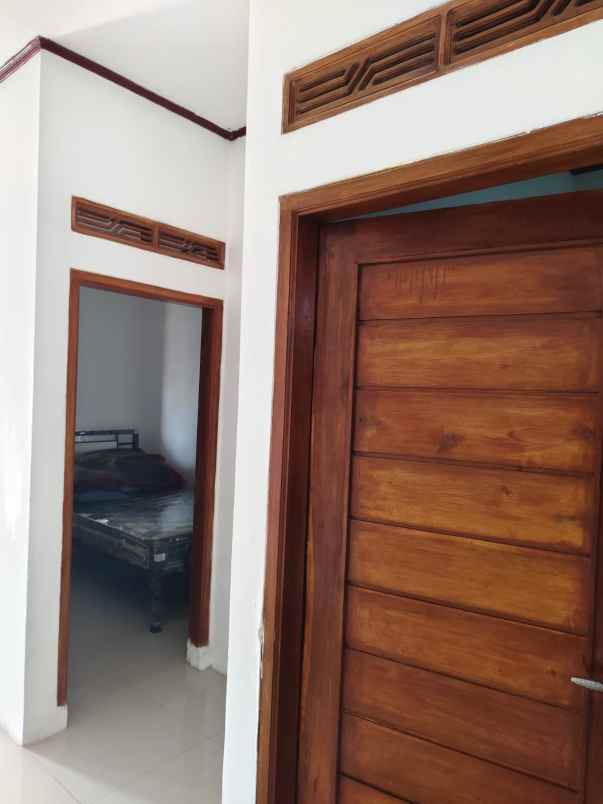 rumah cantik second 250 juta cash bebas banjir