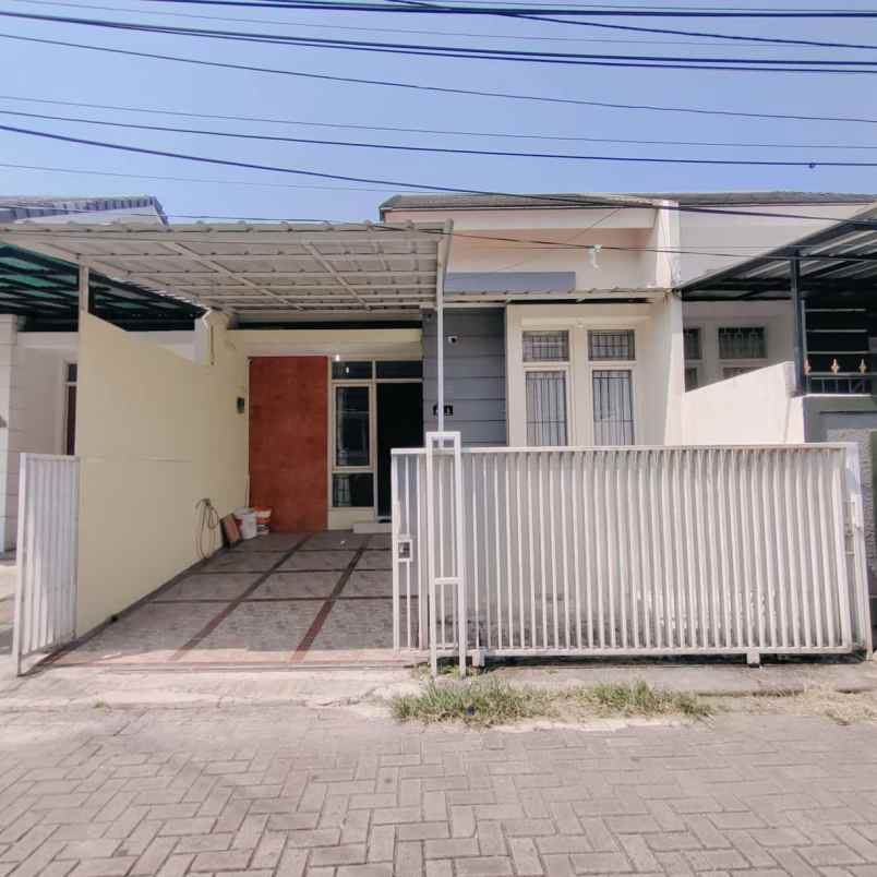 rumah dalam cluster dekat stasiun rawa buntu