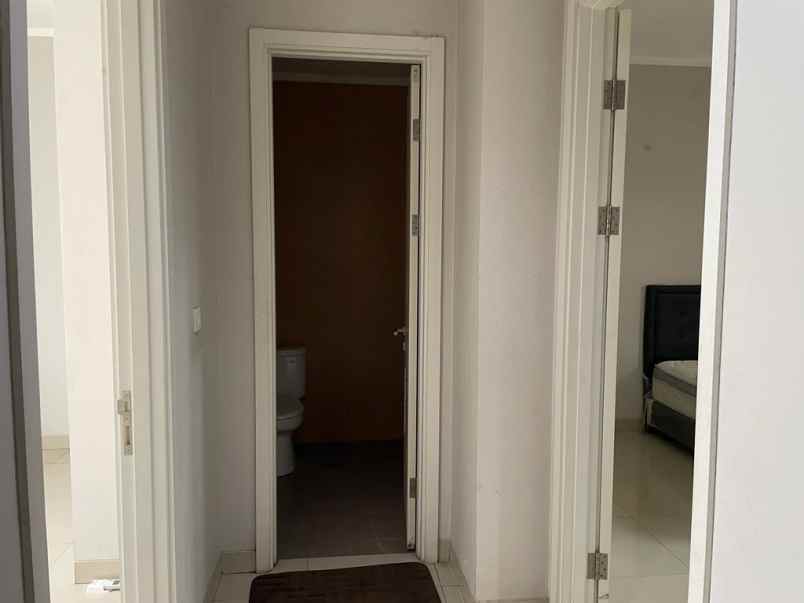 rumah dekat mall di cluster bluebell summarecon bekasi