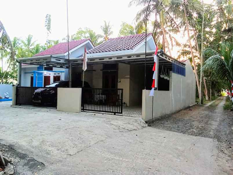 rumah dekat wates kulon progo yogyakarta