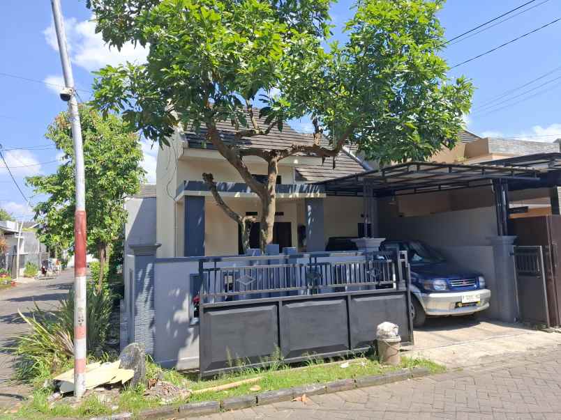 rumah di kebonsari village jember