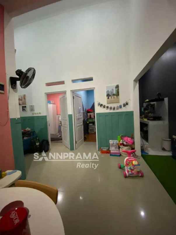 rumah di mini cluster cipayung depok roh