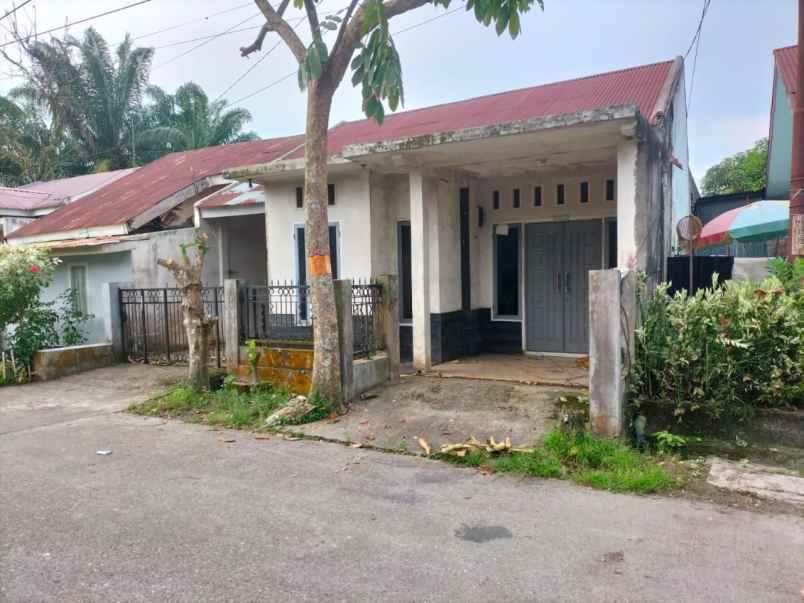 rumah dijual di jl d sidomulyo hanya 200 juta nego