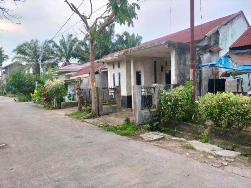 rumah dijual di jl d sidomulyo hanya 200 juta nego