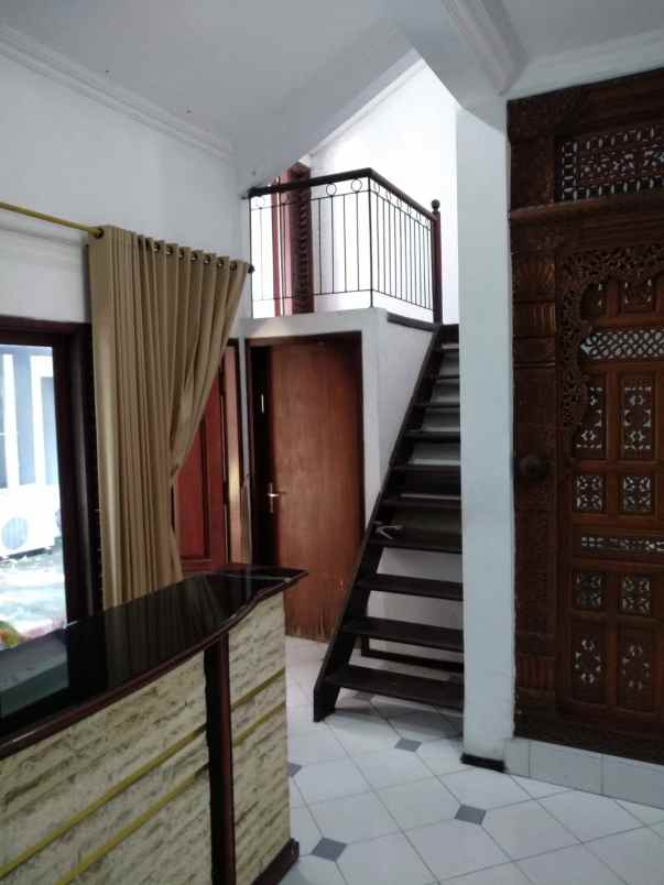 rumah dijual jalan jambi wonokromo surabaya selatan