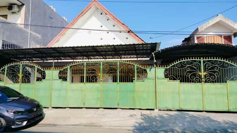 rumah disewakan baratajaya gubeng surabaya timur