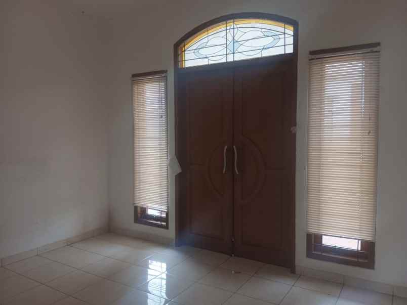 rumah disewakan di pancoran