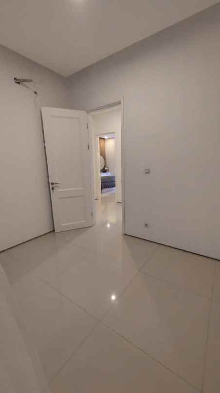 rumah full furnished american style setraduta bandung