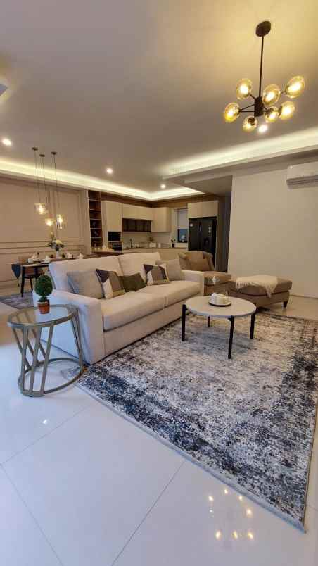 rumah full furnished american style setraduta bandung