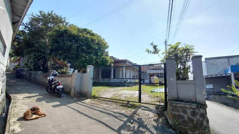 rumah hitung tanah di kolonel masturi cipageran cimahi