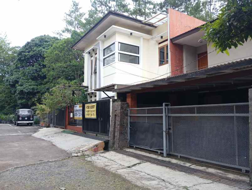 rumah hunian exclusive setra duta bandung siap huni