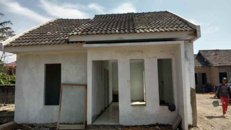 rumah jl gandasoli cikambuy