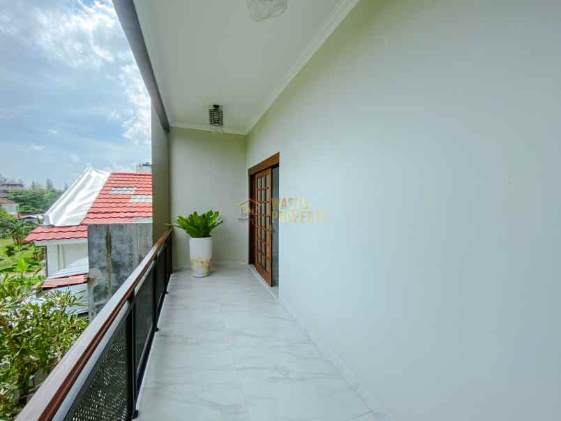 rumah keluarga luas elegan 5 kt 4 km lokasi premium