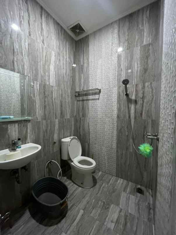 rumah kolam renang kopo melati dekat tol kopo bandung