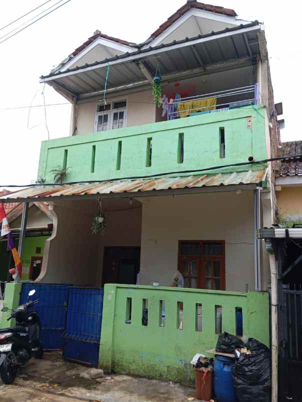 rumah komplek gbr ngamprah shm lingkungan nyaman
