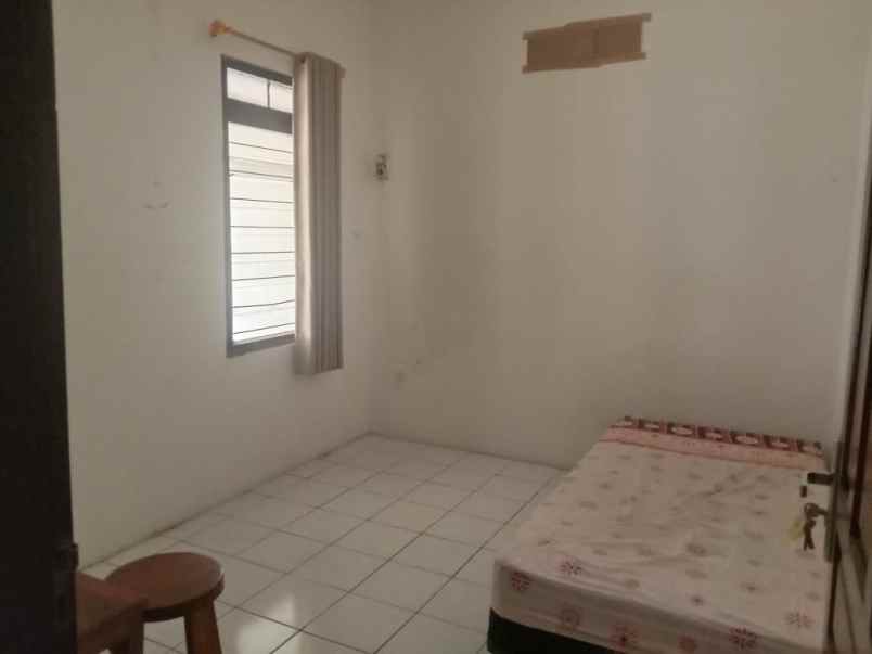 rumah kost gergaji mugasari semarang