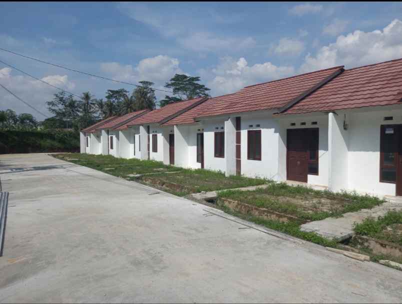 rumah kp cigabel desa cibueteng