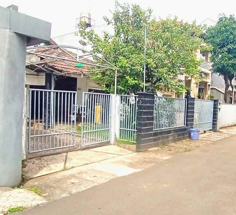 rumah luas 1 5 lt ciputat timur tangsel