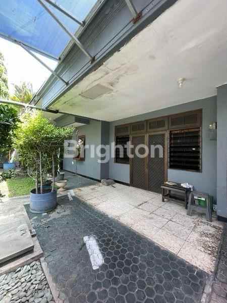 rumah manyar kartika surabaya timur lt 375m2