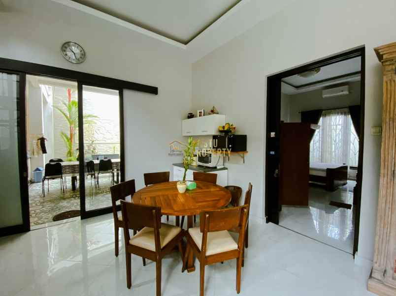 rumah mewah 2 lantai dekat pusat kota jogja shm