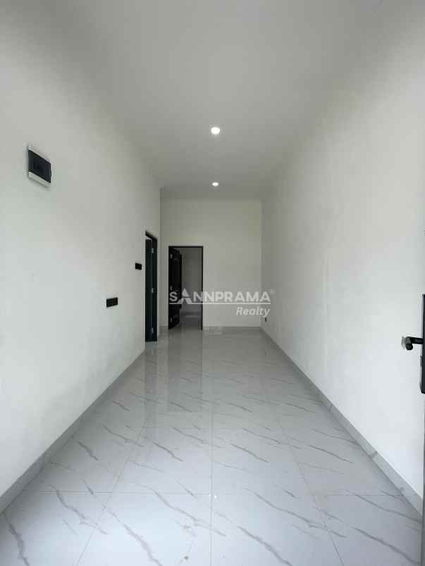 rumah mewah ala eropa di depok