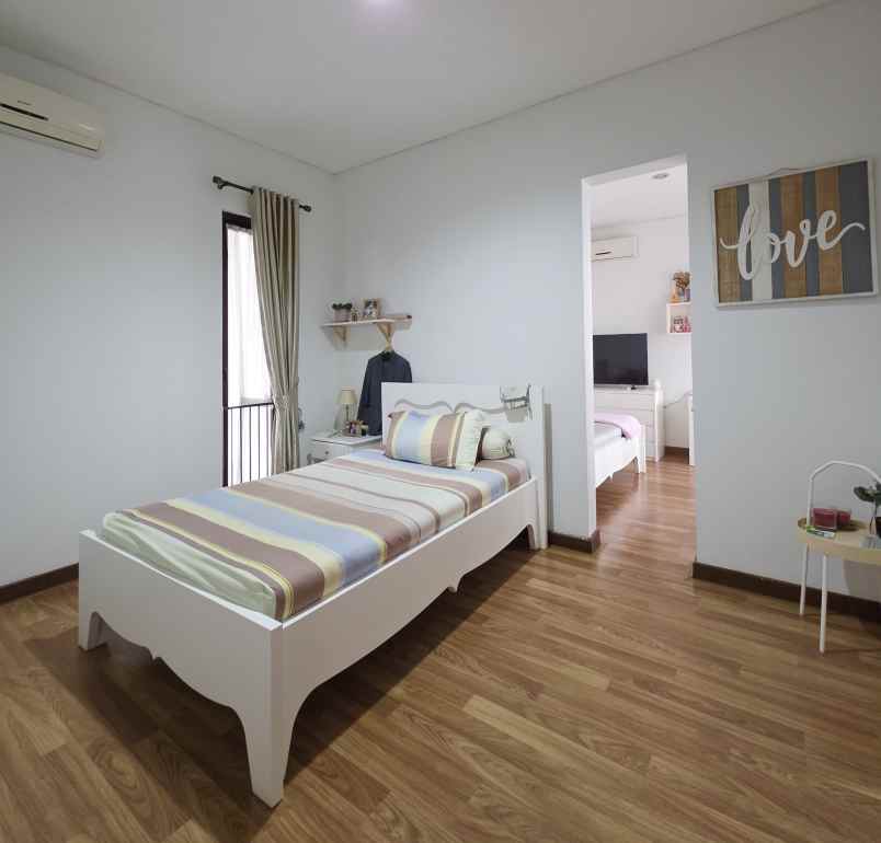 rumah mewah cluster asia tropis harapan indah bekasi