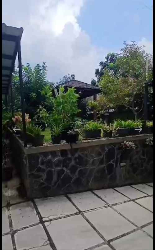 rumah mewah rasa villa view kota bandung di cikutra