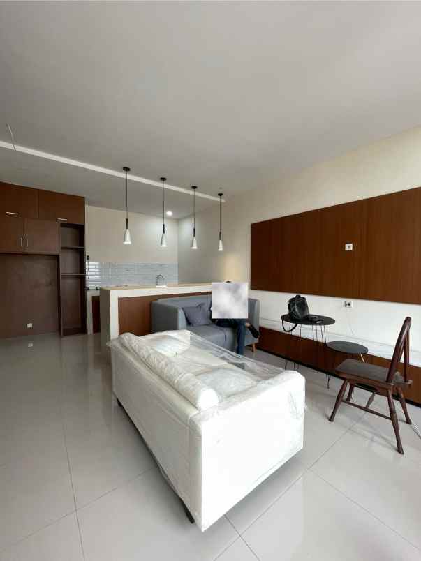 rumah mewah villa dekat bandara adisucipto jogja