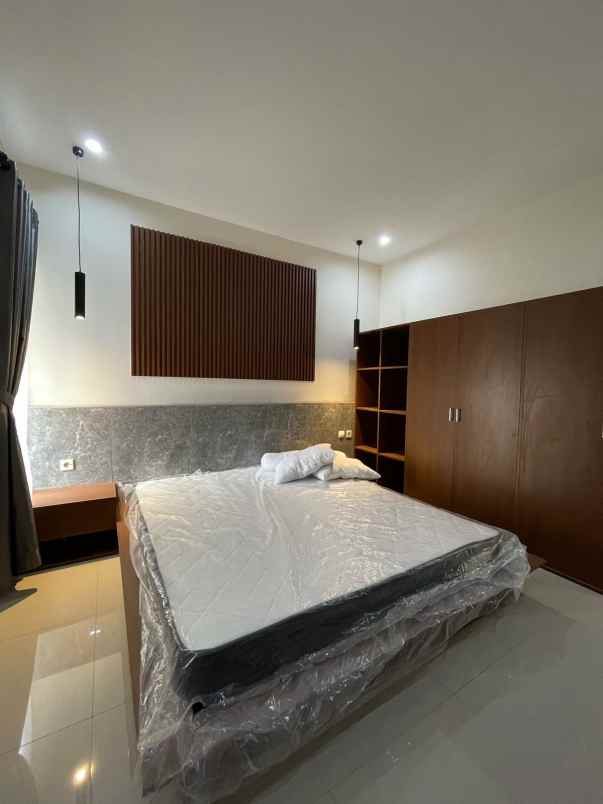 rumah mewah villa dekat bandara adisucipto jogja