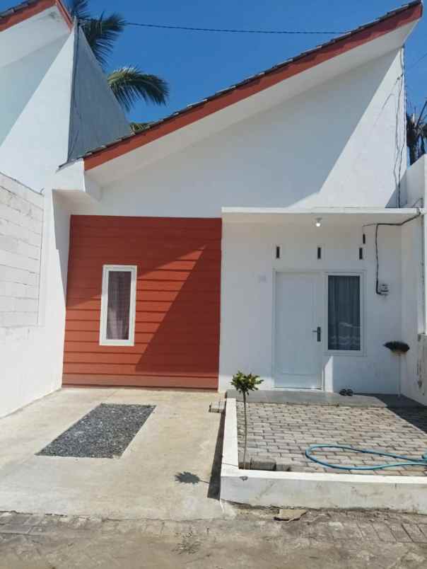 rumah minimalis 1 lantai bisa dp 0 di malang