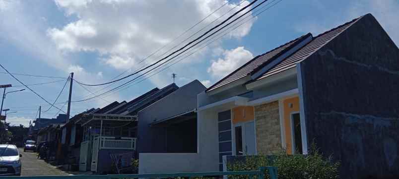 rumah minimalis kecil kota malang