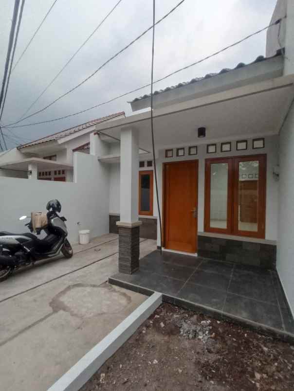 rumah minimalis siap huni di bedahan depok